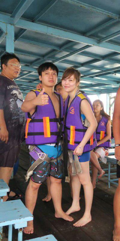 左邊紫衫男係孫建文